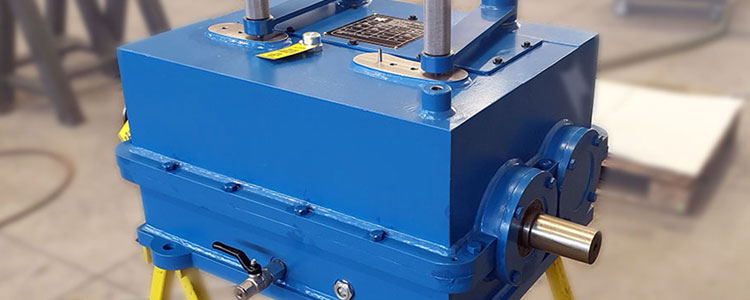Gearboxes for extruders: special applications