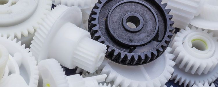 When to Choose Plastic Gears