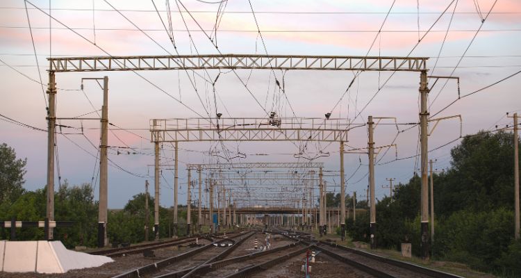 Reductores Industriales para Cables Ferroviarios y Pesos de Lastre